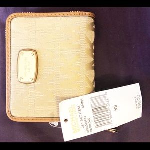 Brand new Micheal Kors Wallet